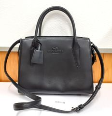 COACH 黒ボックス ラージアンドレアキャリーオール - メルカリ