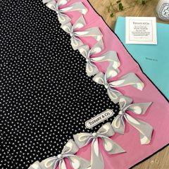 Tiffany ティファニー スカーフ 大判 リボン Tロゴ シルク - メルカリ
