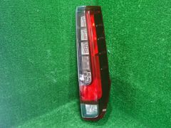 トヨタ80ノア 後期型 テールレンズ 左右セット - メルカリ