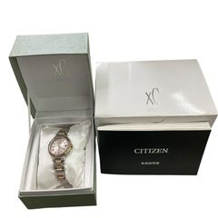 新品同様❣クロスシー xC H058 ゴールドシルバーコンビ 箱とコマ 完全