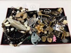 遺品、生前整理】時計、ネクタイピン、ネックレスなどまとめ売り