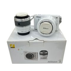 186000 現状品 Nikon ニコン Nikon デジタル一眼レフ J1 Wズームキット 