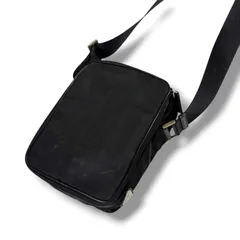 プラダ　PRADA トライアングルロゴ　クロスボディバッグ　カメラバッグ　テスートナイロン　ブラック　黒