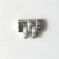 新品】IWC パイロットウォッチクロノグラフ ベルト 純正コマ - メルカリ