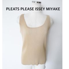 PLEATS PLEASE♡ISSEY MIYAKE♡半袖Tシャツ♡ - メルカリ