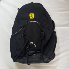 【230862】PUMA プーマ  訳あり品！　フェラーリコラボ　リュックサック　バックパック　バッグ　ロゴ ブラック