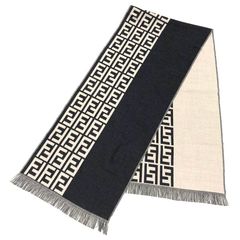 専用❗️美品♡FENDI✨フェンディ F F ズッカ柄　マフラー　正規品鑑定済み FENDI】フェンディ『FFロゴ ズッカ柄 ウール×シルク マフラー』FXS424