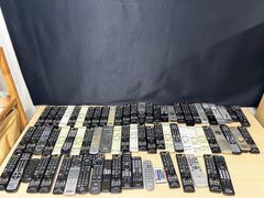 破格セール‼️美品 ❗️ 【純正】TCLテレビリモコン 9本セット - メルカリ