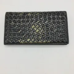 BOTTEGA VENETA ボッテガヴェネタ イントレチャート　エナメル　長財布 B024971200 角スレ・ハガレ・使用感有