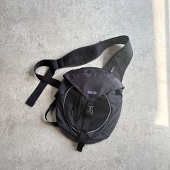 美品　希少　Columbia archive ripstop sling bag 美品 希少 Columbia archive ripstop sling bag - メルカリ