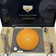 VICTOR ポータブルレコードプレイヤーSPE-8200 ジャンク品 - メルカリ