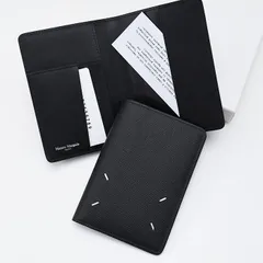 MAISON MARGIELA メゾン マルジェラ 財布 パスポート ウォレット パスポートケース SA2VL0024 P4745 レディース ユニセックス ブラック グレイニーレザー 牛革 本革 型押し 4ステッチ 旅行  ギフト プレゼントのサムネイル
