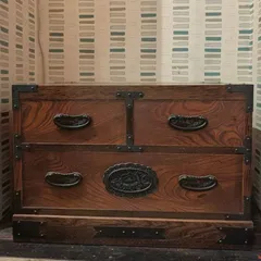 ​【極美品】 民芸家具 和箪笥  打ち出し金具