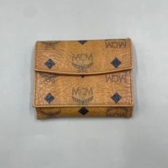 MCM 二つ折り財布レザーブラウン ウォレット - メルカリ