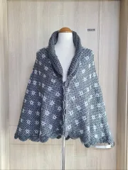 ハンドメイド 編みケープ