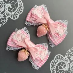 ふわ苺♡はしごレースギンガムリボン　ピンク　ヘアクリップ  量産型　地雷　ゴスロリ　天使界隈　サブカル　コンカフェ