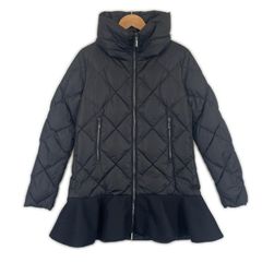 美品 MONCLER VOUGLANS ダウン 黒 ブラック Sサイズ 4692 - メルカリ