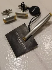 バーバリー　Burberry　カフス＆ネクタイピンセット