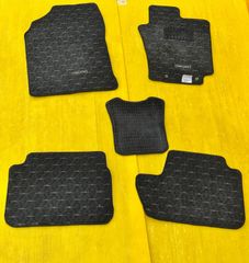 メルカリ市限定値下中‼️】スズキ ジムニー JB64 純正フロアマット AT 