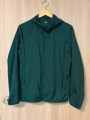 UNIQLO U UVポケッタブル パーカ ウィンドブレーカー グリーン M