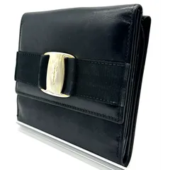 サルヴァトーレフェラガモ Salvatore Ferragamo 二つ折り財布 ヴァラリボン レザー ブラック ゴールド金具 コンパクトウォレット レディース メンズ イタリア製 上品 高級 定番 人気モデルのサムネイル