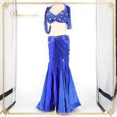 ベリーダンス 衣装 上下セット オリエンタル ブルー系 トップス スカート ラインストーン 装飾 スリット 青 キラキラ インナーパンツ 華やか かわいい ボリューム 豪華 ダンス衣装 イベント ステージ 花 フラワー