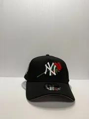 ニューエラ ニューヨークヤンキース ワードシリーズ1999 ローズ刺繍 9forty A-FRAME スナップバックキャップ ブラックカラー