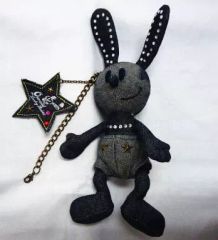 オズワルド デニム キーチェーン＆ぬいぐるみ　ディズニーストア限定 オズワルド デニム キーチェーン＆ぬいぐるみ ディズニーストア限定