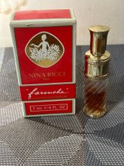 テアトロアラ スカラバイクリツィア 5ml - メルカリ