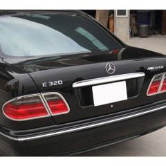 W202ベンツC 純正 リアテールライトC230右側のみ W202ベンツC 純正 リアテールライトC230右側のみ Cクラス W202の中古車を