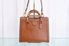 グッチ ダイアナ バンブー スモール トップハンドル トート ショルダーバッグ 660195