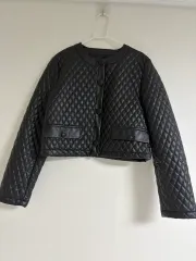 ザラ ブラック キルティング ジャケット (新品)