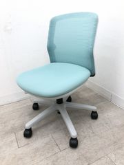 定価約7万 フルーエントチェア オカムラ ライトブルー系 学習チェア 