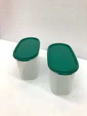 未使用長期保管品 Tupperware タッパーウェア ※保管による色褪せあり MMだ円＃2 グリーン 1.1ℓ ２個セット 密閉容器 保存容器 作り置き ストック