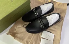 グッチ メンズ ホースビット ドライビング シューズ 765859 7+(265)サイズ