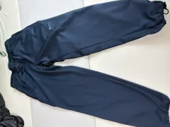 ナイキ Therma-FIT 機能性 トレーナー パンツ XL