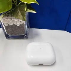 Air Pods 第3世代の充電ケースのみ