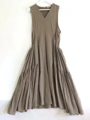 【228006】Curensology カレンソロジー  ノースリーブ　マキシ丈　ロングワンピース　フレア　ナイロン　バックファスナー  ・F グレージュ