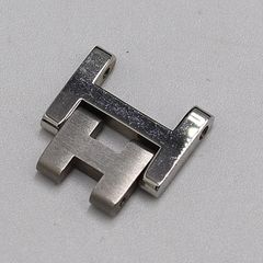 太*郎様 HERMES Hバックル シルバーカラー - メルカリ