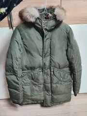 MONCLER モンクレール キッズ アウター 12A 出品