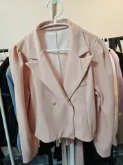 ライトピンク ブローチ装飾 レディース ジャケット キュロット セット