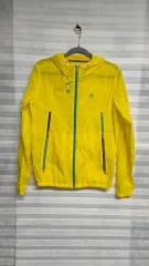 ルコックスポルティフ イェロー ウィンドブレーカー WHO フード ジャケット