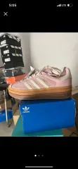 (正規品 新品) アディダス ガゼル ボールド ピンク スウェード スニーカー