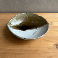 瀬戸本業窯 黄瀬戸菊文皿 水野半次郎 石皿 8寸 - メルカリ