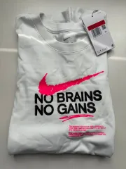 ナイキ グラフィック Tシャツ