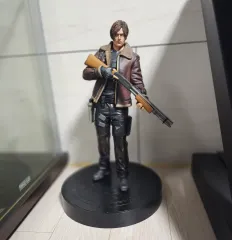 バイオハザード レオン フィギュア