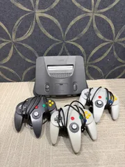 Nintendo64 本体 コントローラー3個付き N64 任天堂 ジャンク