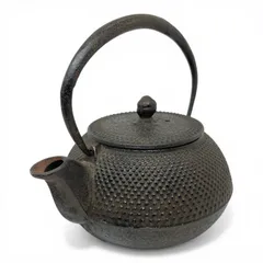 【新品・合格証アリ】南部鉄器　鉄急須　アラレ模様　茶こし付き　ブラック　キングラム[68]のサムネイル