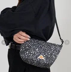 新品　KELTY　ケルティ　ES MINI USUAL POUCH ボディバッグ ミニバッグ ブラックダルメシアン　ランニング アウトドア カジュアル スポーティー 2026年春夏