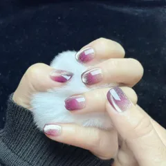 【春色フェア】OHMI GALLERY 側光マグネットネイルチップ グラデーション ベリーショートラウンド 100％ハンドメイド 男女兼用 NTVRMSG 巨峰